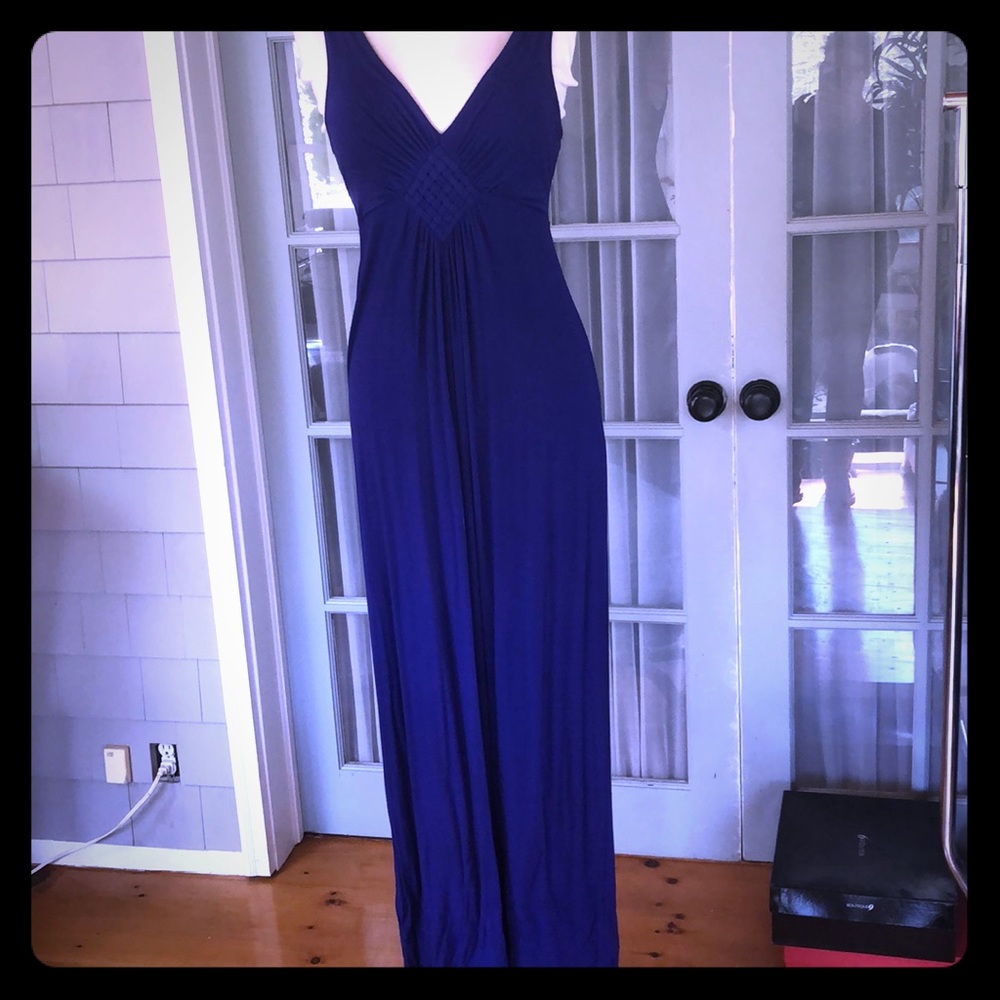 Jersey knit maxi dress pull over. Flattering fit